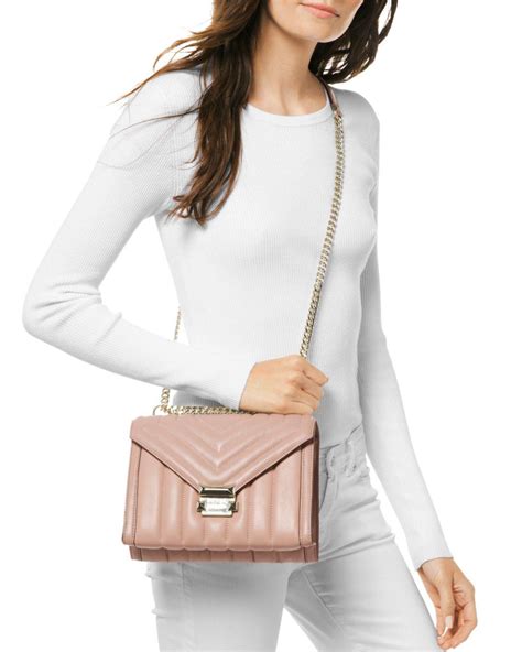 whitney bag michael kors rosa|michaelkhorsbeigecolorleatherquiltedlookchainandleatherstrap.